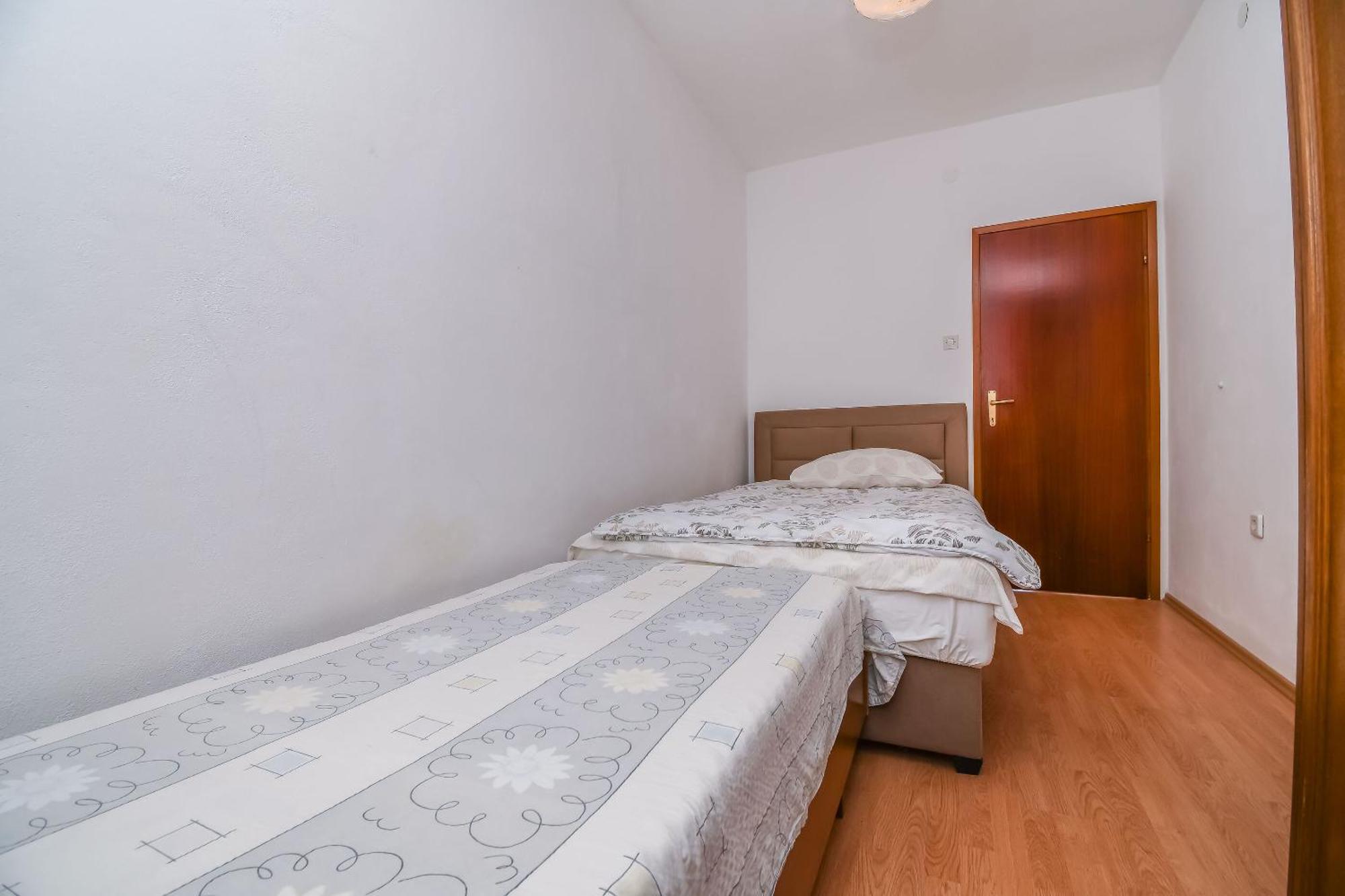 Apartments Vinka Трогир Экстерьер фото