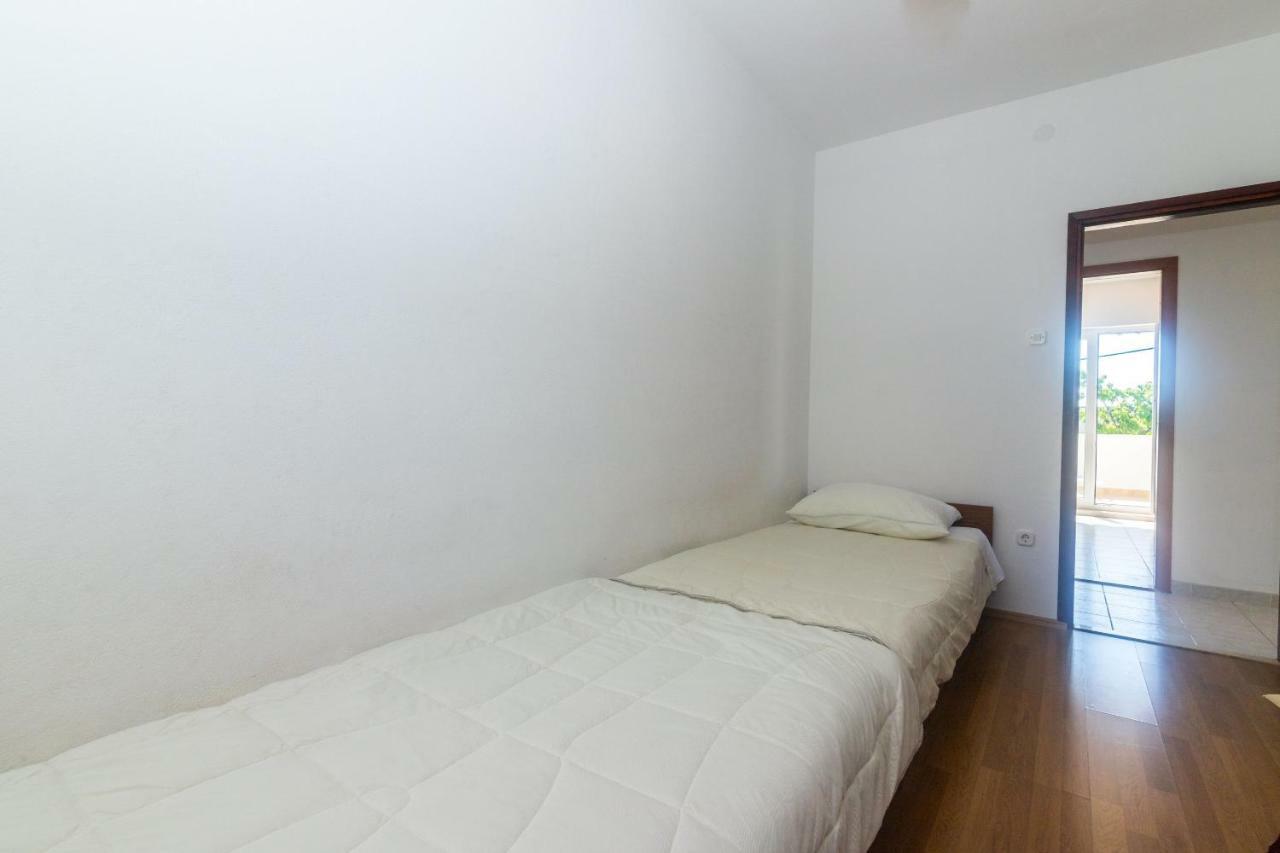 Apartments Vinka Трогир Экстерьер фото