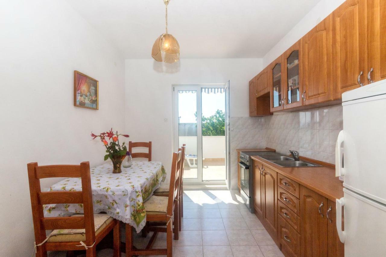 Apartments Vinka Трогир Экстерьер фото